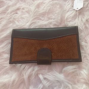 1980 Women’s leather wallet no size